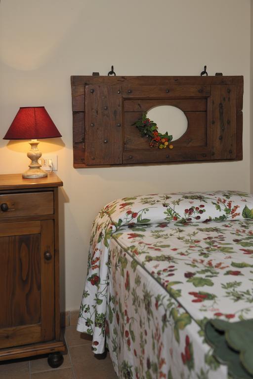 Cenerente Agriturismo Il Corniolo חדר תמונה